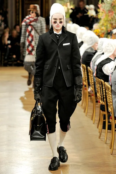 Look 36